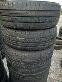 215/60/17 C letni pneu 215/60 R17 C