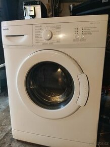 Beko, slim od zdi 40cm.