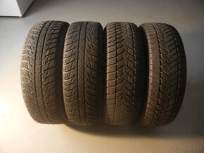 Zimní pneu Nokian + Dunlop 215/70R16