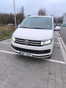 VW Caravelle long 2xšoupačky