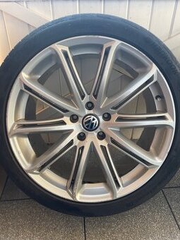 Alu kola VW AUDI 285/35 r22