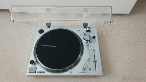 Audio-Technica. AT-LP120-USB gramofon