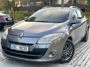 Renault Mégane 1.9 dCi 96KW TAŽNÉ SENZORY NAVI SERVISKA