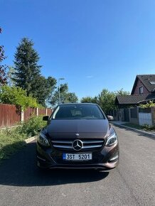 Mercedes Benz B200 4MATIC