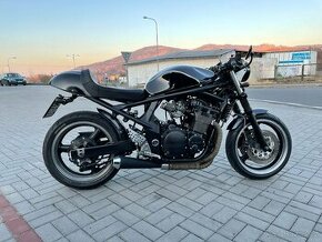 Suzuki GSF 600 Bandit Cafe Racer