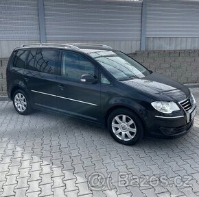 VW Touran FACE 2,0Tdi / /103kw/ klima/ kůže/