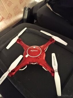 Dron Syma X5Uw