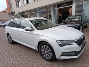 Škoda Superb 3 iV 1.4 TSI 115kW DSG Tažné Matrix LED Keyless - 1