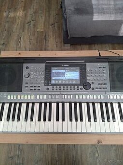 Yamaha psr 770