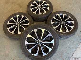 Sada Alu kol R18 Nissan 5x114.3 ET40, 215/55R18