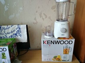 Nepoužité Kenwood mixer + výrobník smoothie