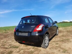 SUZUKI SWIFT 1.2i 66KW ●4x4● PO SERVISU,ROK 2012 ●61.900 KM● - 1