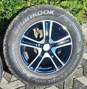 4 Alu kola + zimní pneu 215/70 R16