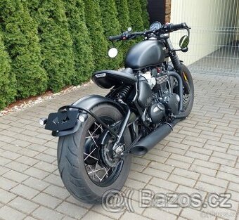 Triumph Bonneville Bobber Black 1200 - 1