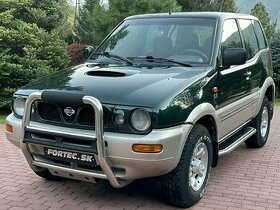 Nissan Terrano 2,7TD bez hrdze