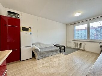 Pronájem byty 1+1, 36 m2 - Zlín, ev.č. N07736