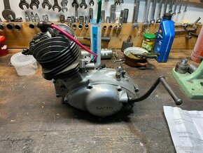 Motor  Fichtel a Sachs 125