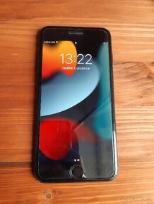 Černý iPhone 7 Plus 32Gb s ochranným sklem - 1