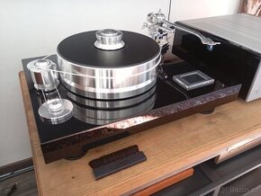 Pro-ject Signature 12 - najvyssi model referencnej triedy - 1