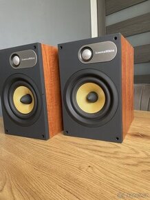 Bowers & Wilkins 686