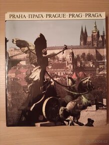 PRAHA- kniha ze 70 let,v několika jazycích