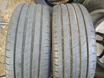 GoodYear EfficientGrip 205/55 R16,2KS nebo 4KS,2x9mm a 2x7mm