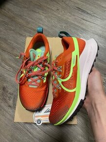 Běžecké boty Nike React Pegasus Trail 4