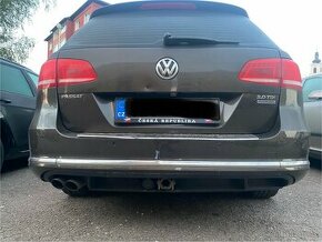 Passat b7 combi zadní nárazník LB8R