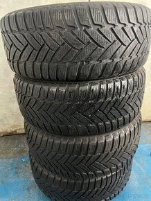 245/45 R19 102V Dunlop - zimní pneu, sada