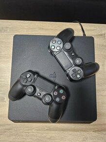 Ps4 Pro konzole + 2 ovladače +hry