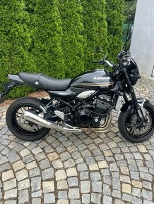 Kawasaki Z900RS