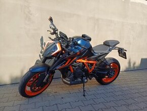 Prodám KTM 1290 SUPER DUKE R EVO BLACK 2023