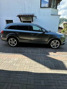 Prodám Audi Q7 3.0 TDI, najeto 229 tis.km