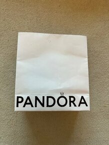 Pandora přívěšek písmeno “P”