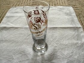 Pivní sklenice Staropramen Granát