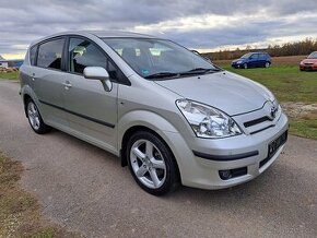 Toyota corolla Verso 1.8VVTi 7míst