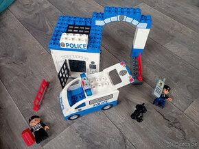 Lego Duplo policejní stanice