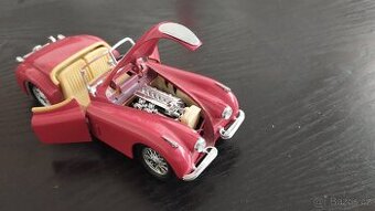 Jaguar XK120 Bburago 1:24 - 1