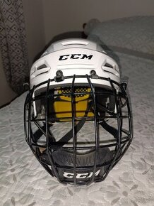 Hokejová helma CCM tacks 210 senior vel. S