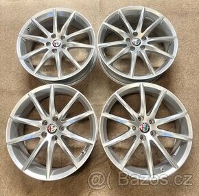 5x110 R19 ORIG. Alfa Romeo Stelvio - TOP STAV - 1