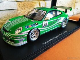 Autoart 1/18 Porsche 911