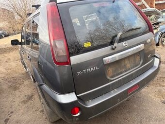 Nissan xtrail 2.2 dci náhradní díly z auta