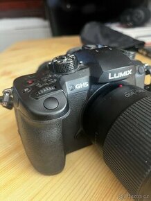 Obrázek k inzerátu: panasonic Lumix GH 5