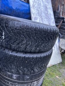 2ks zimních pneu 215/65 R17 - Nokian