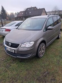 Vw touran 1.9 tdi 77kw 2009 - 1