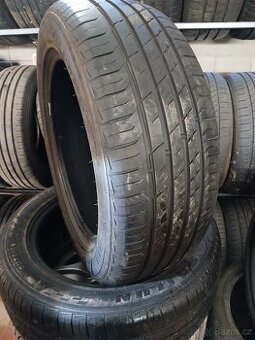 205/55 R16 SAILUN