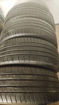 Prodej Letní pneu 235/55R19 v101 RV 22