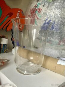 Velka cira sklenena vaza
