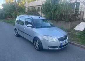 Škoda Roomster 1.6 + LPG. Rok 2009. Tažné  Klima