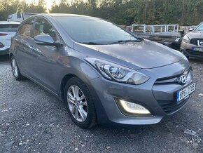 Hyundai I30 1.6 CRDi 81 kW 10/2014 nájezd 127 tis. KM